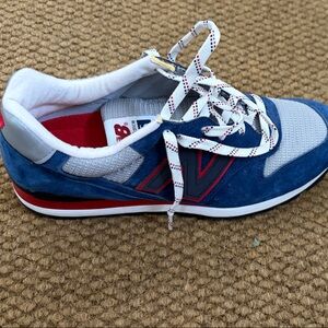 New Balance Blue, Gray & Red 996 Sneaker Never Worn Brand New